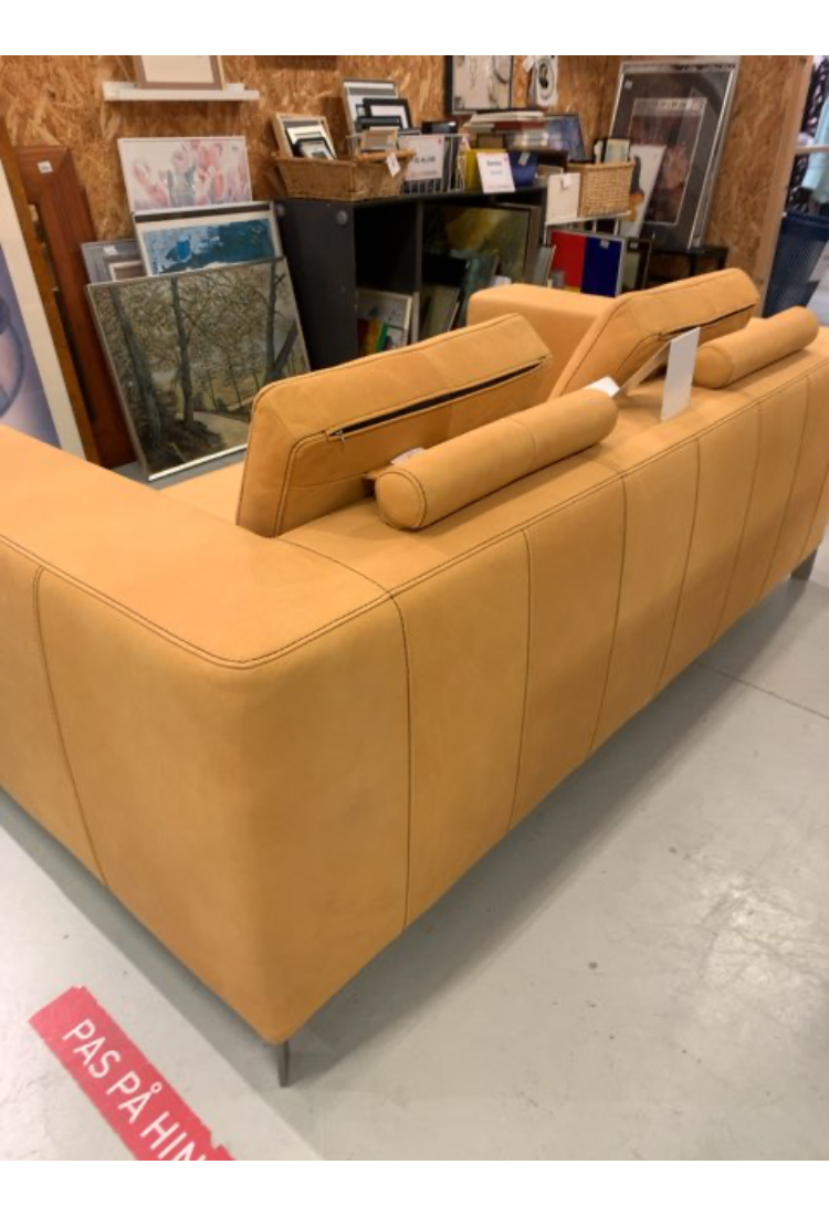 Kelvin Giormani sofa