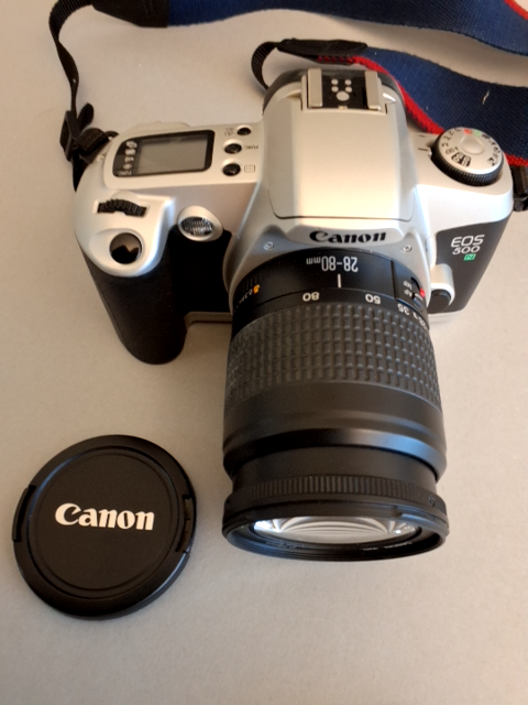 Canon EOS 500 N, analogt kamera m. Kamerataske