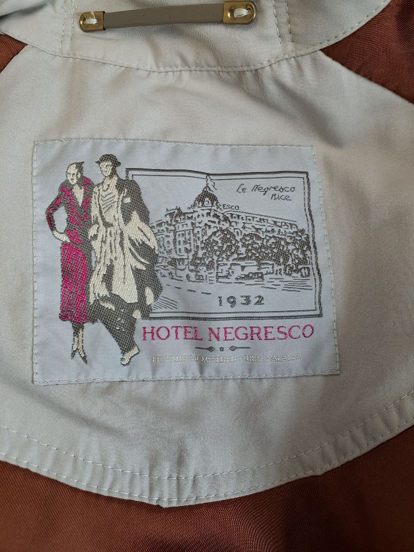 Hotel Negresco VintageTrenchcoat