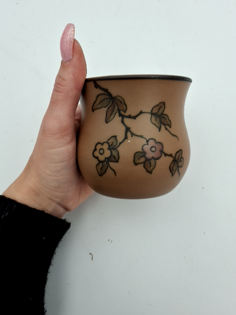Vase, Lauritz Hjort, fuglemotiv