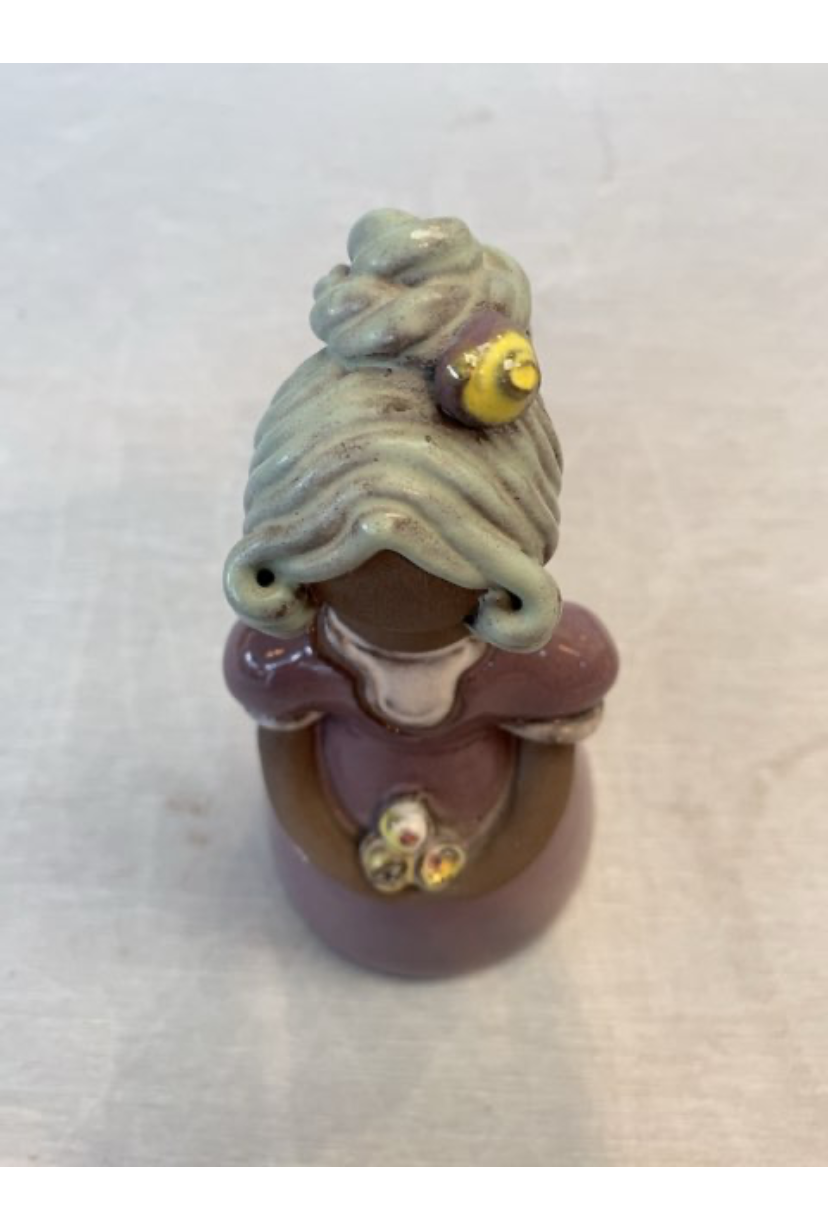 Elbogen keramik figur