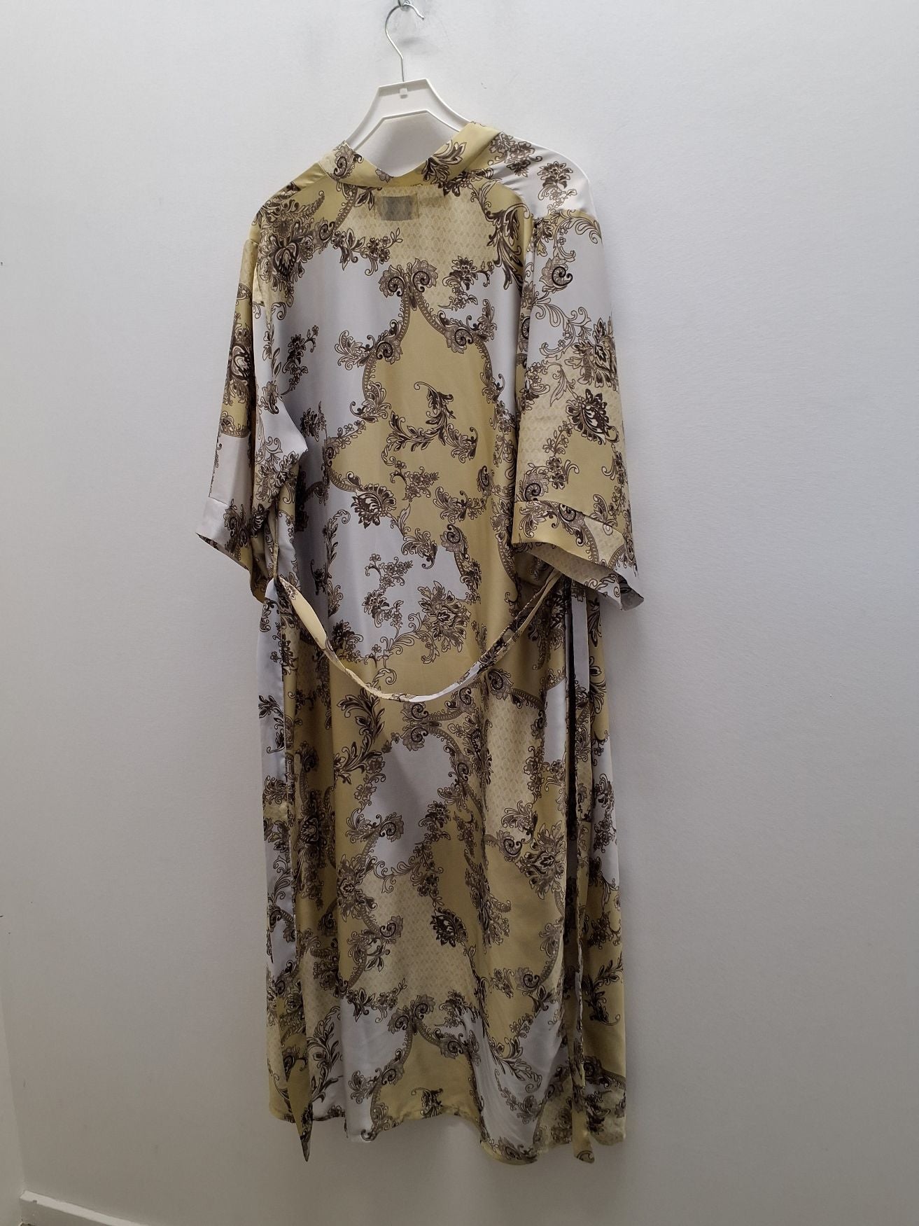 EMM Kimono
