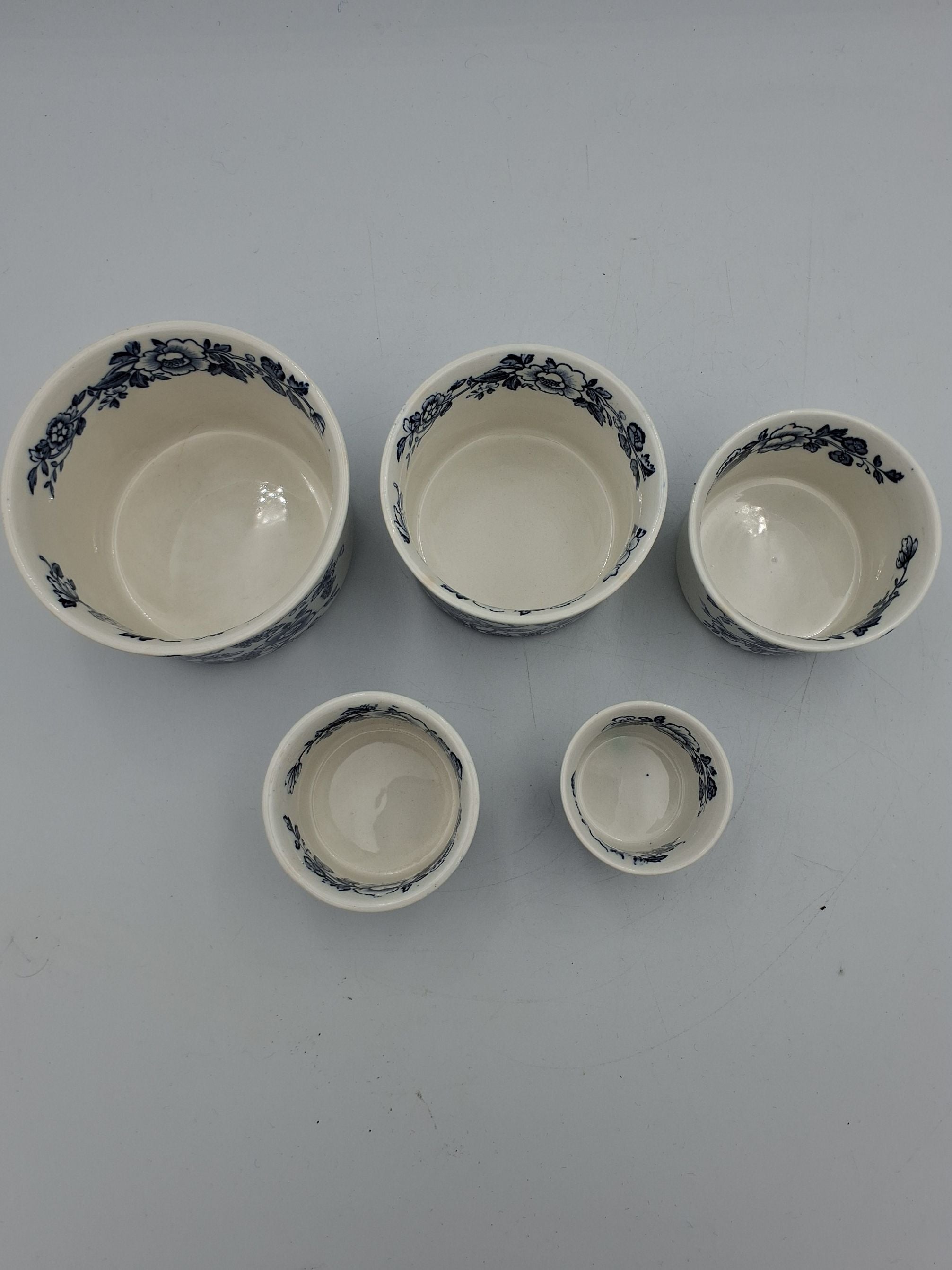 Windmere skålesæt fra Wedgwood & Co.
