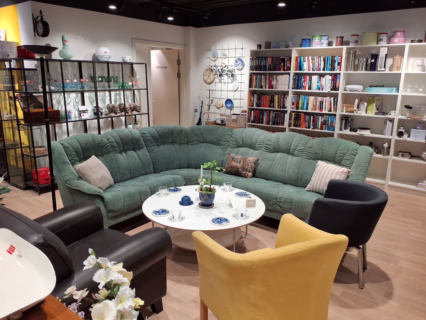 Hjørnesofa med høj ryg