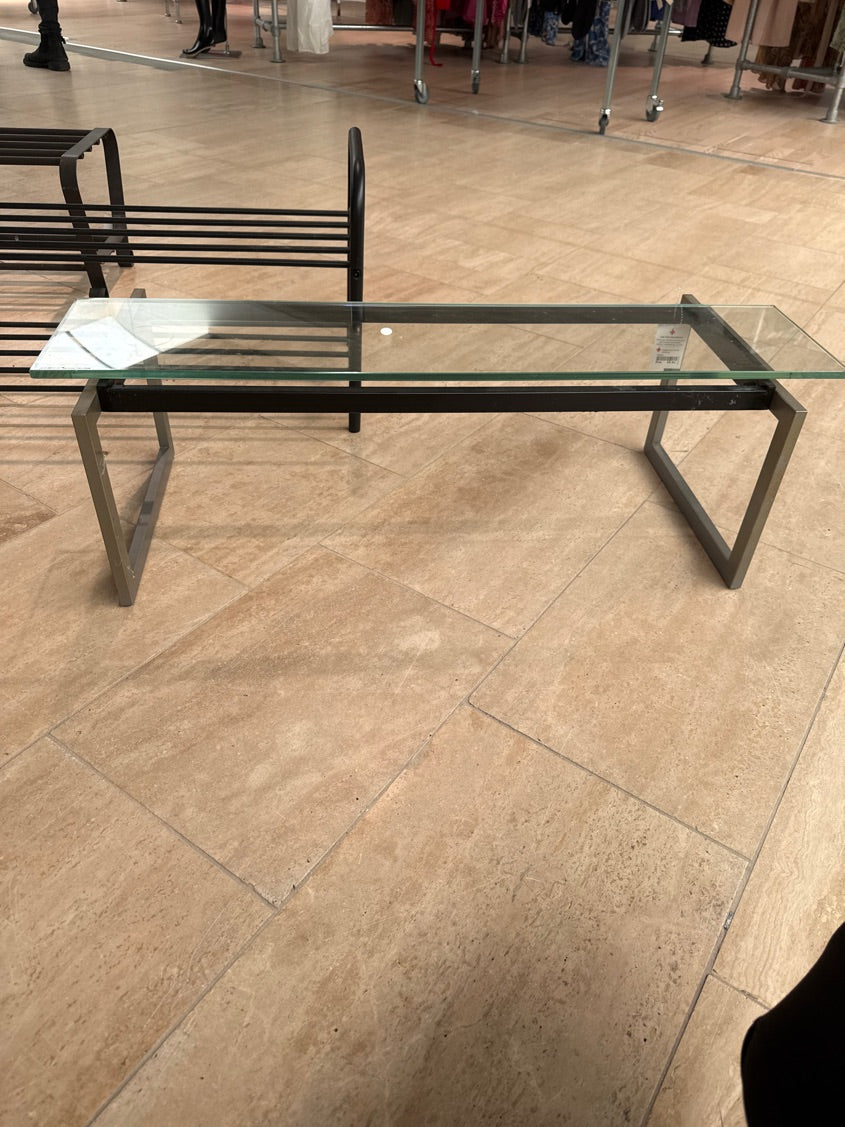 Glasbord eller hylde