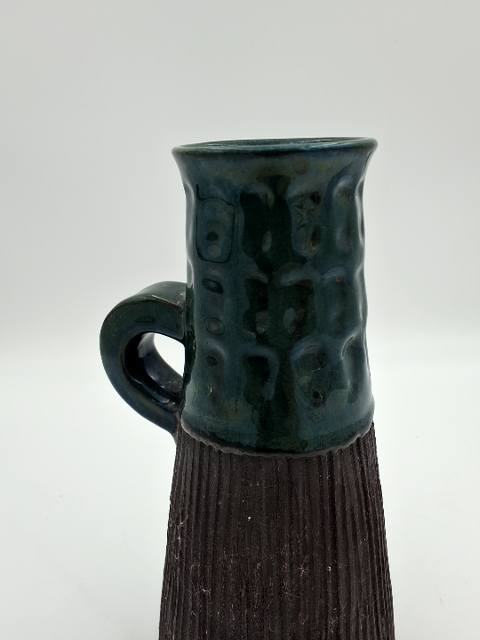 Dybbøl, keramikvase, signeret m. Thorsbro