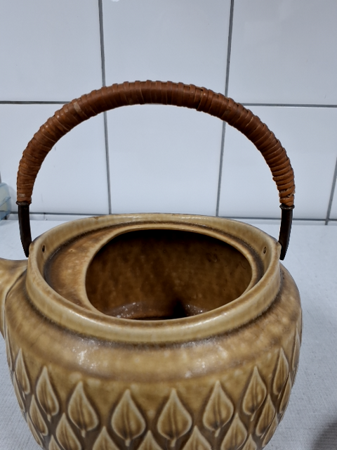Relief tekande