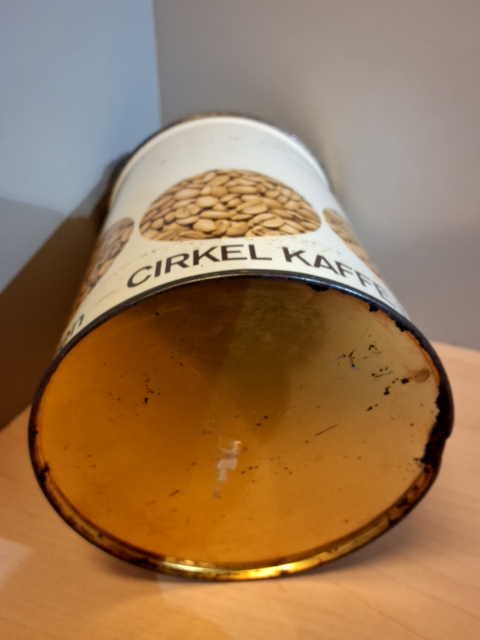 Cirkel  kaffedåse fra Brugsen