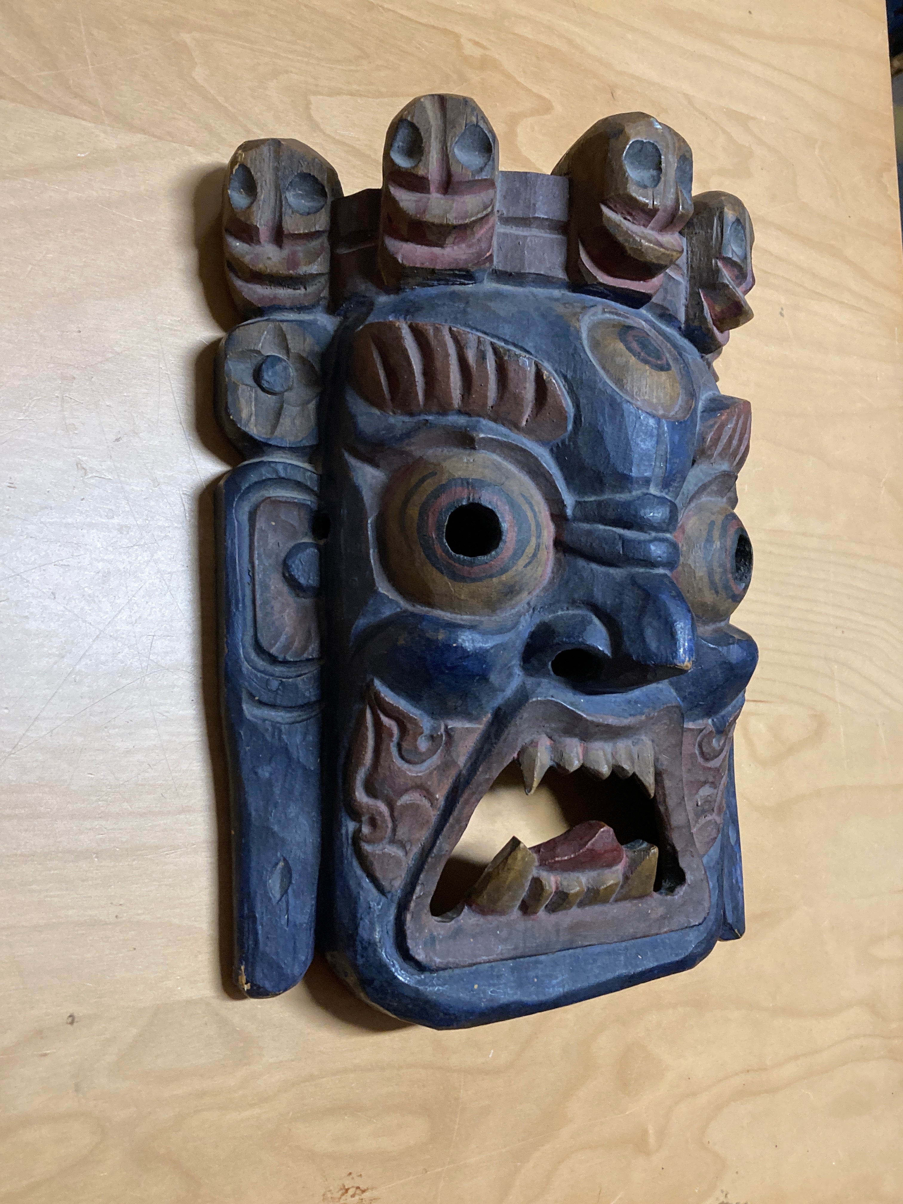 Træ maske