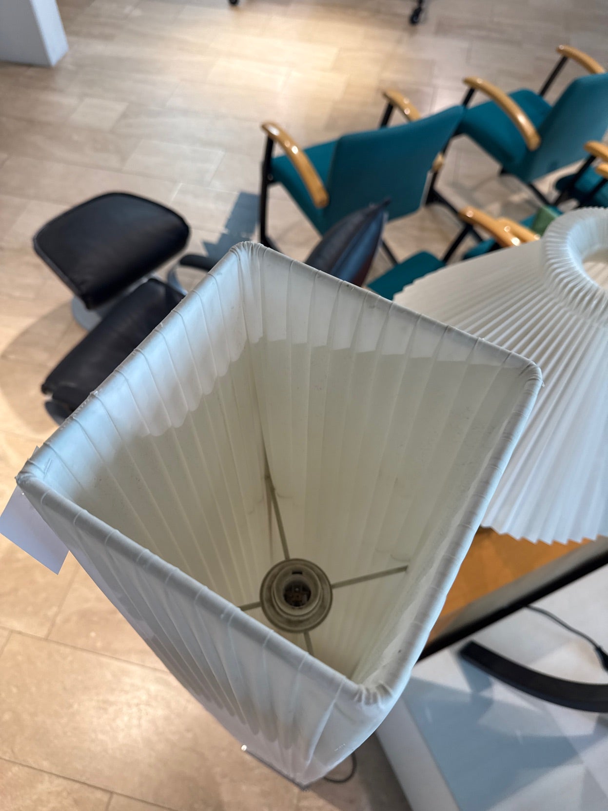Gulvlampe hvid