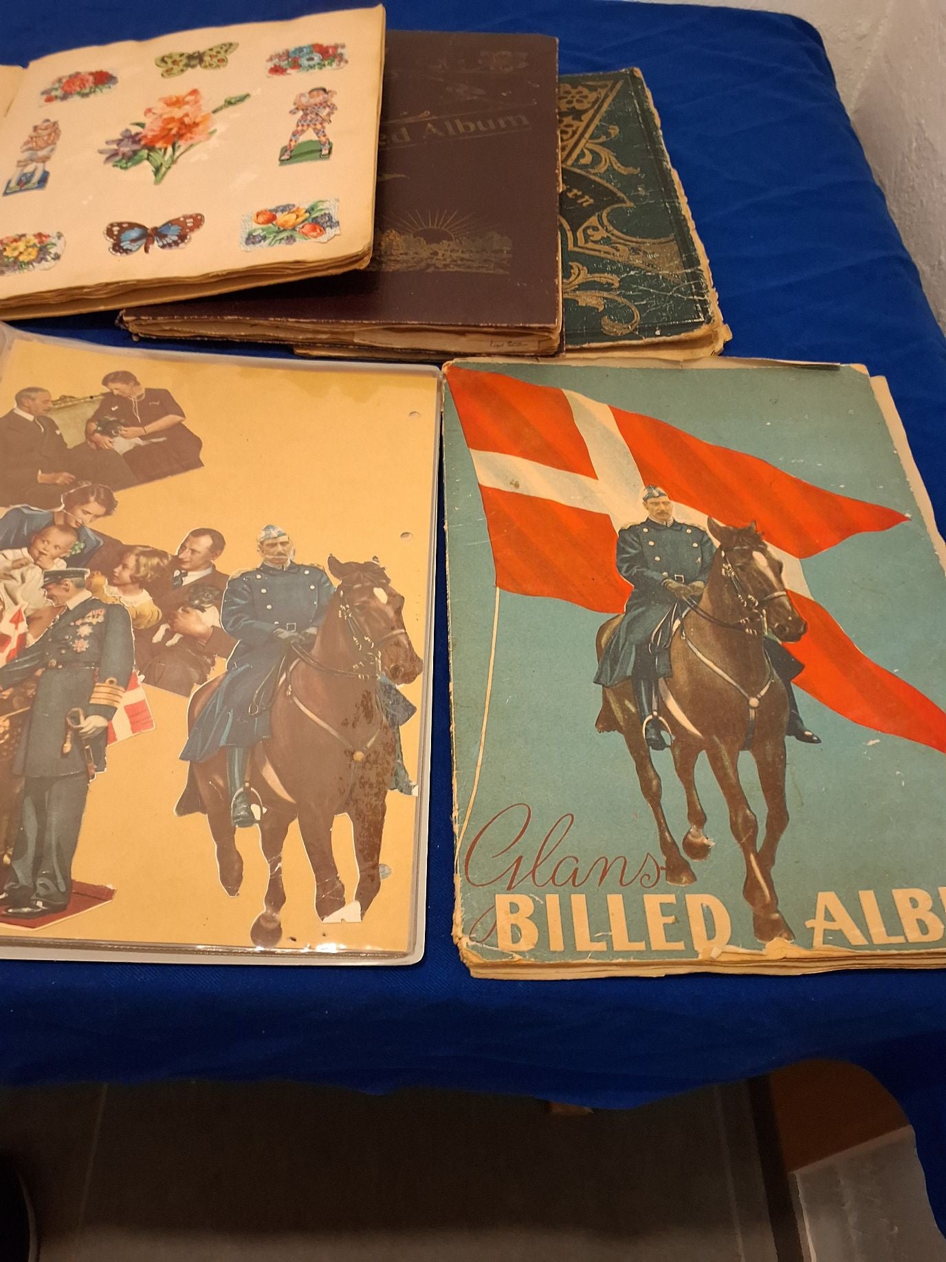 6 hæfter med retro glansbilleder