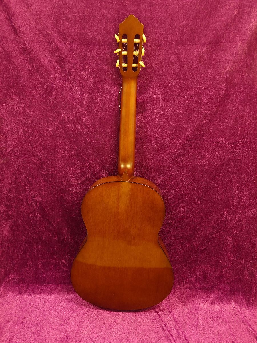 Reserveret Yamaha C40