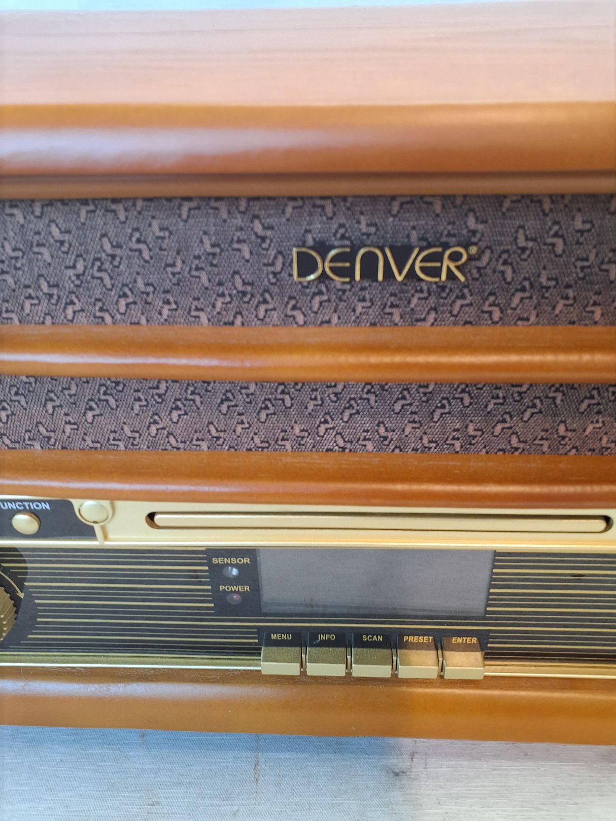 Denver Radio- Pladespiller