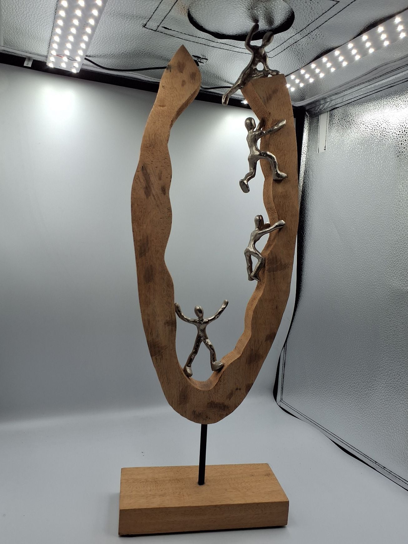 Skulptur  i træ og metal