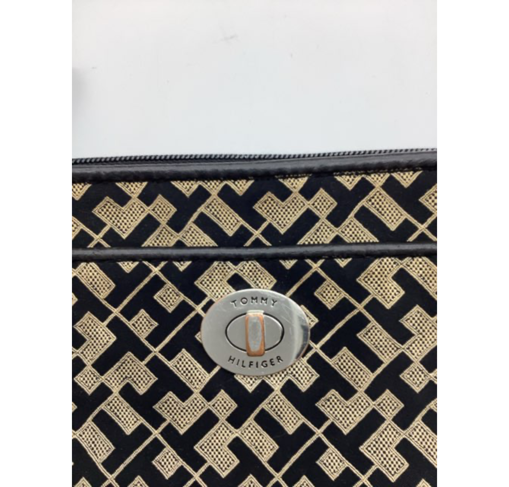 Tommy Hilfiger Taske (H389)