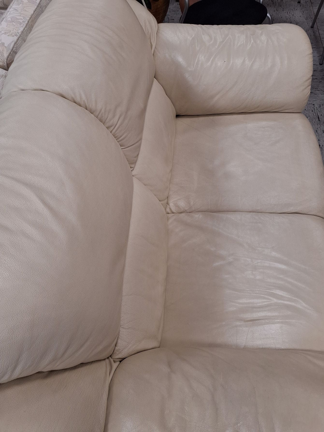 Flot gul hvid sofa