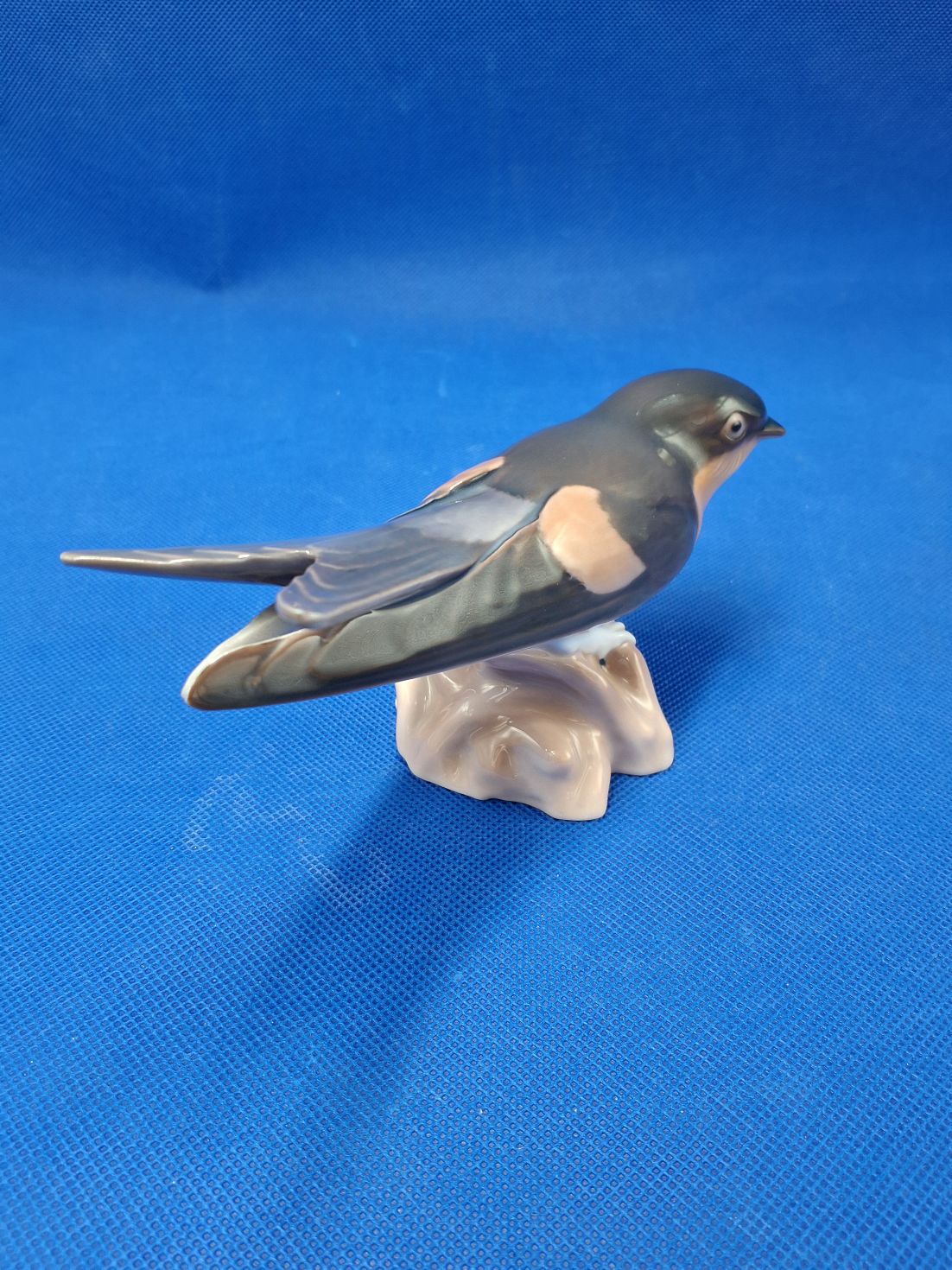 B&G Figur.Svale