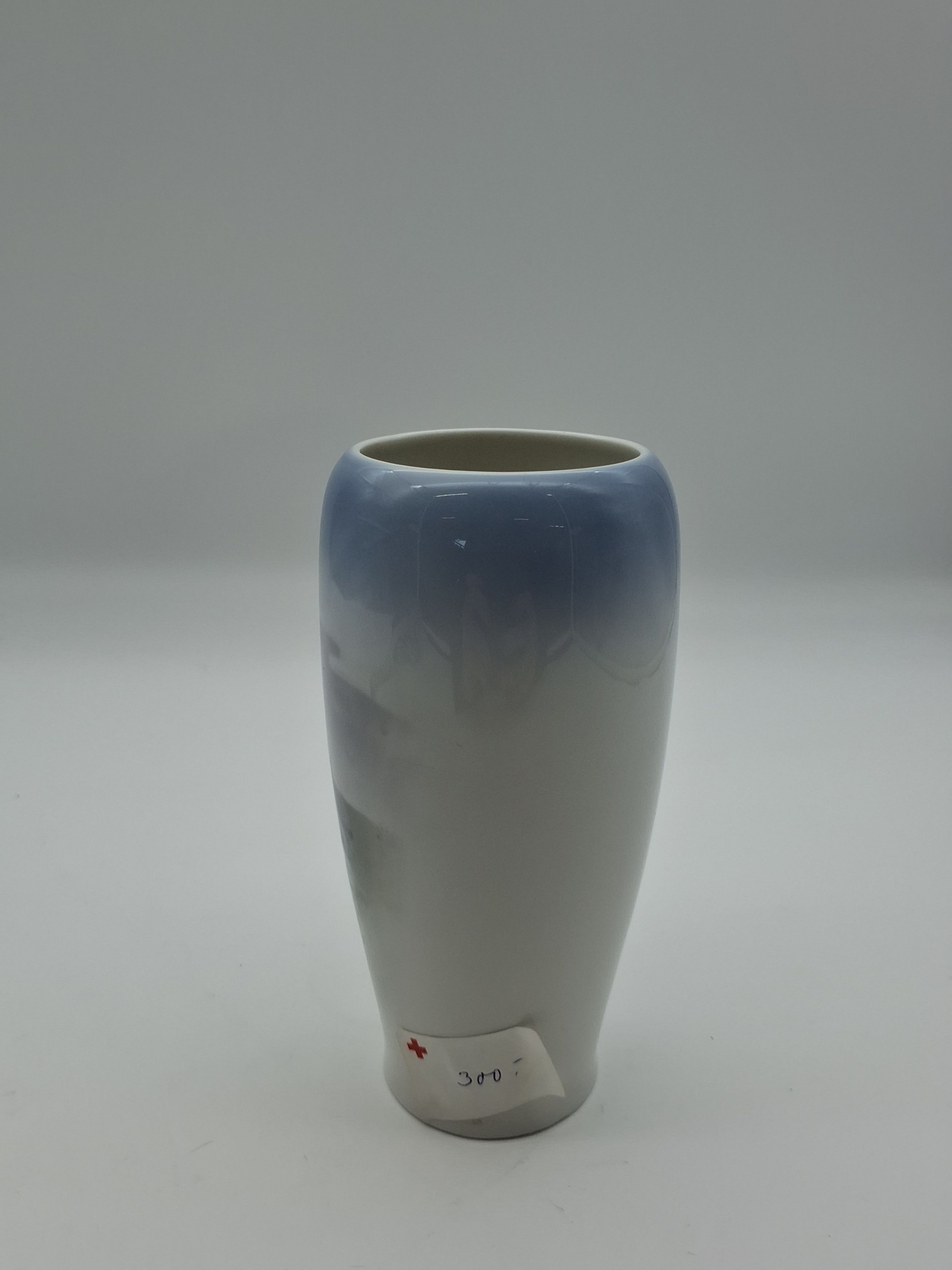 Royal Copenhagen vase (nr. 4568)