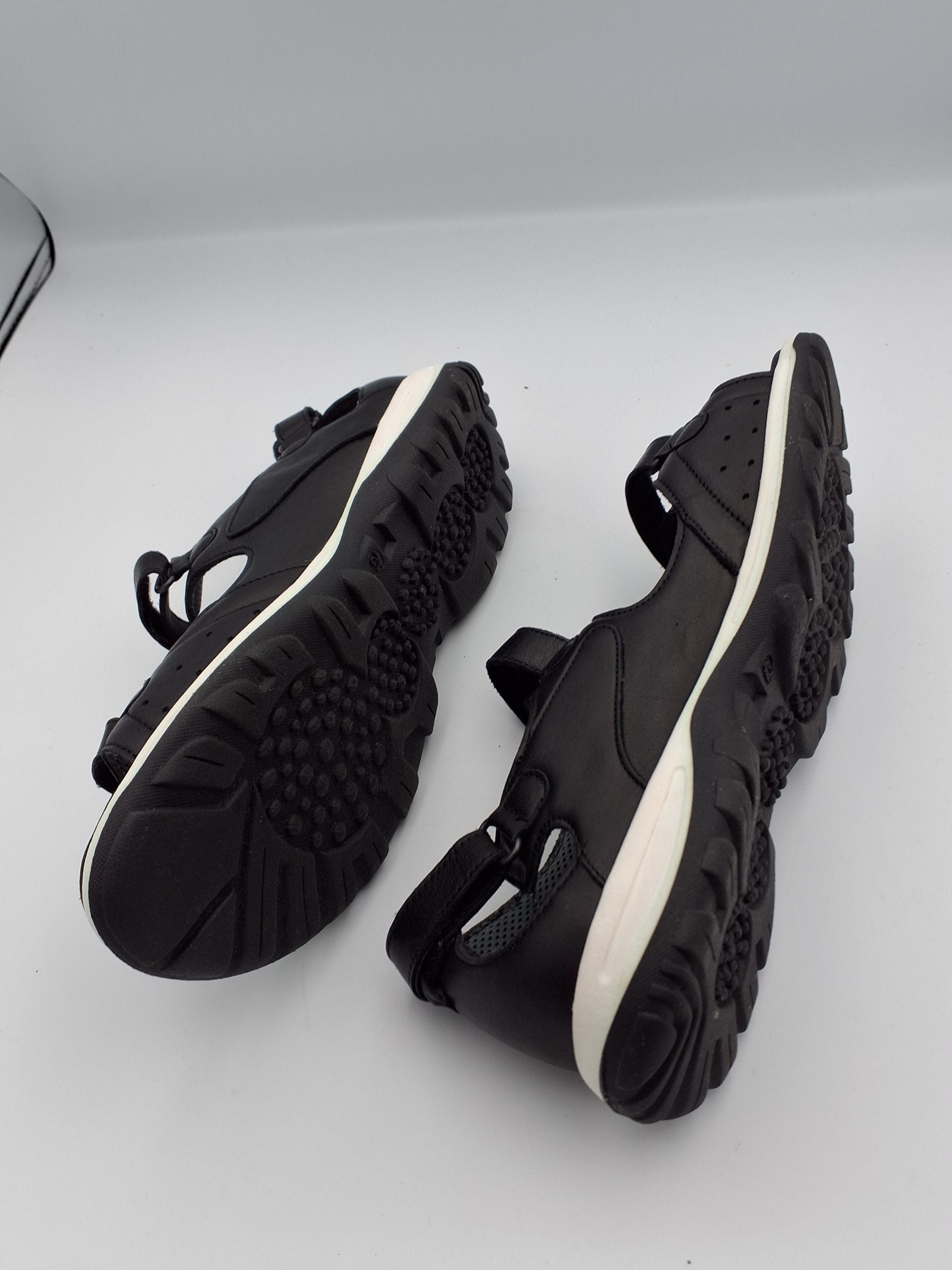 Sandaler str 42
