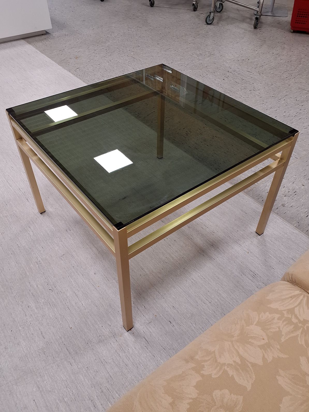 Kvadratisk glas sofabord