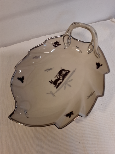 Bladformet Porcelænsfad