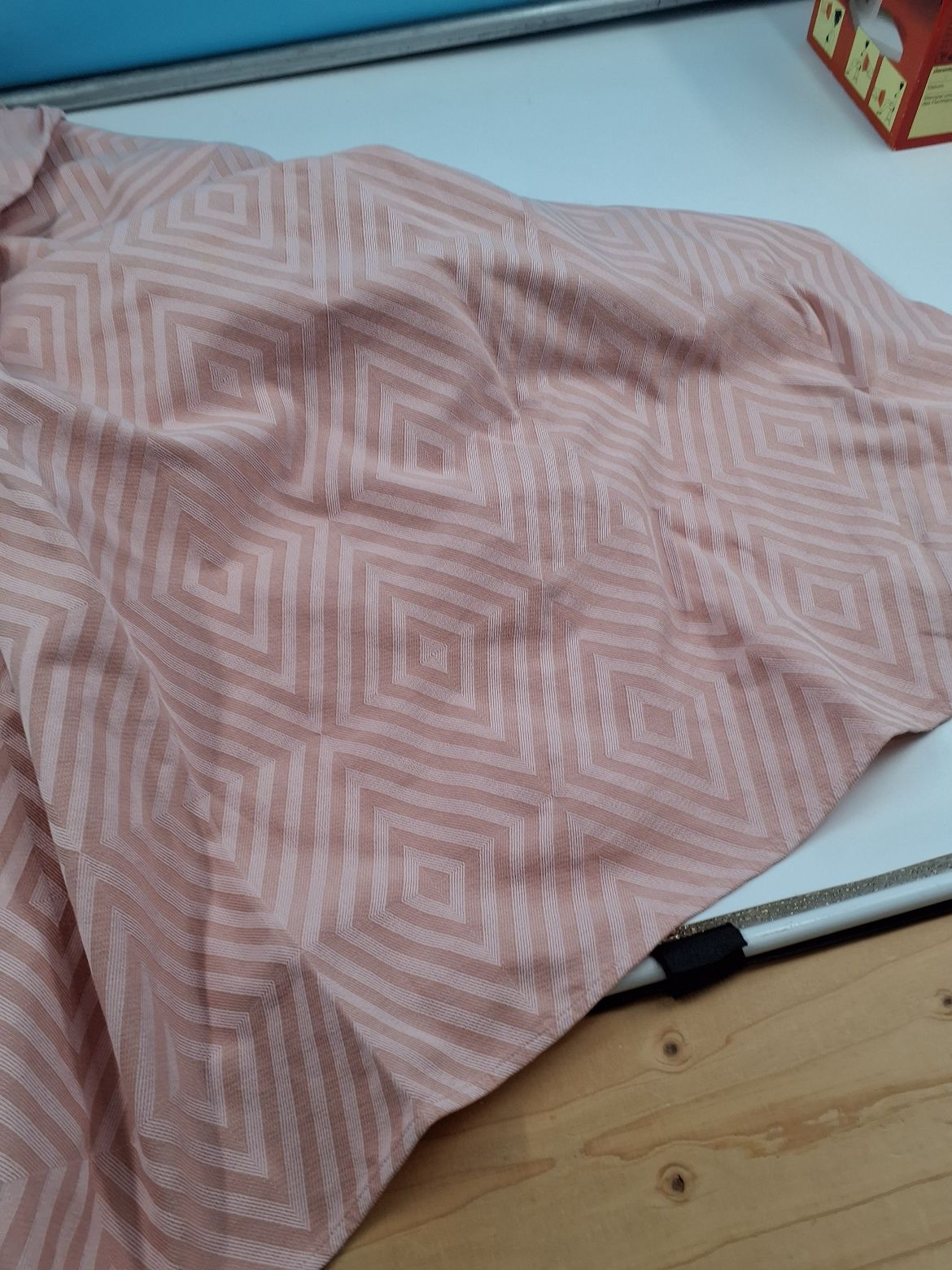 Gj damask dug rosa