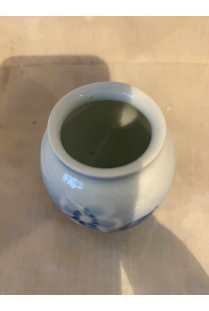 B&G vase