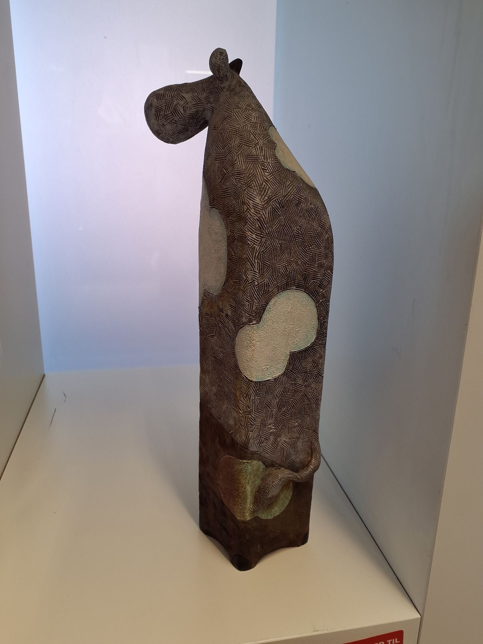 Figur fra Artforum