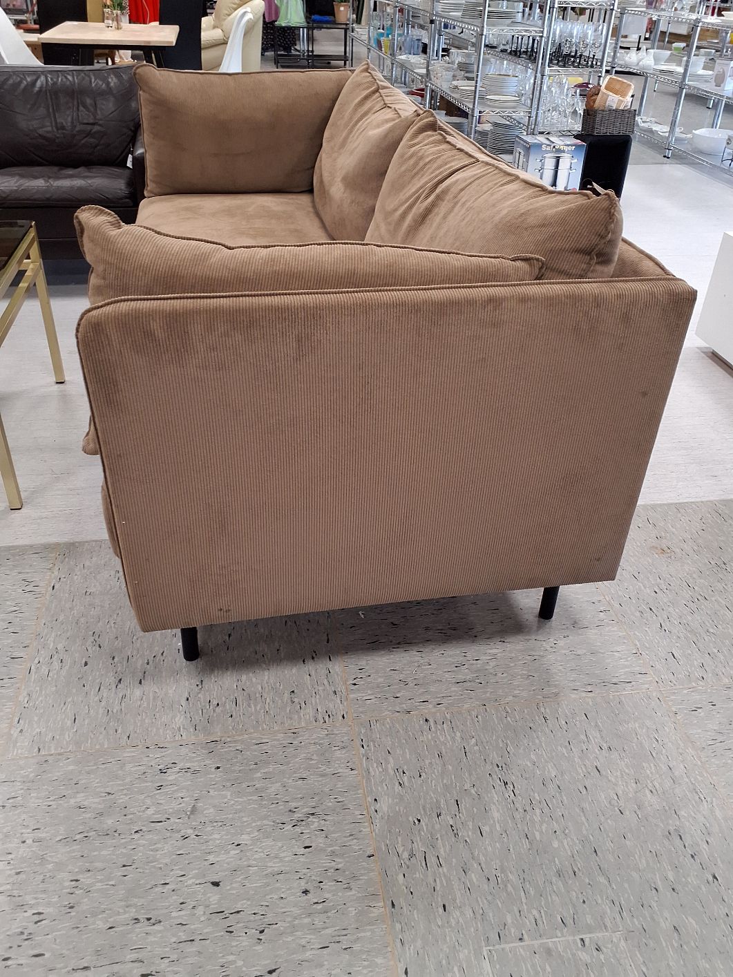Brun Fløjlsofa
