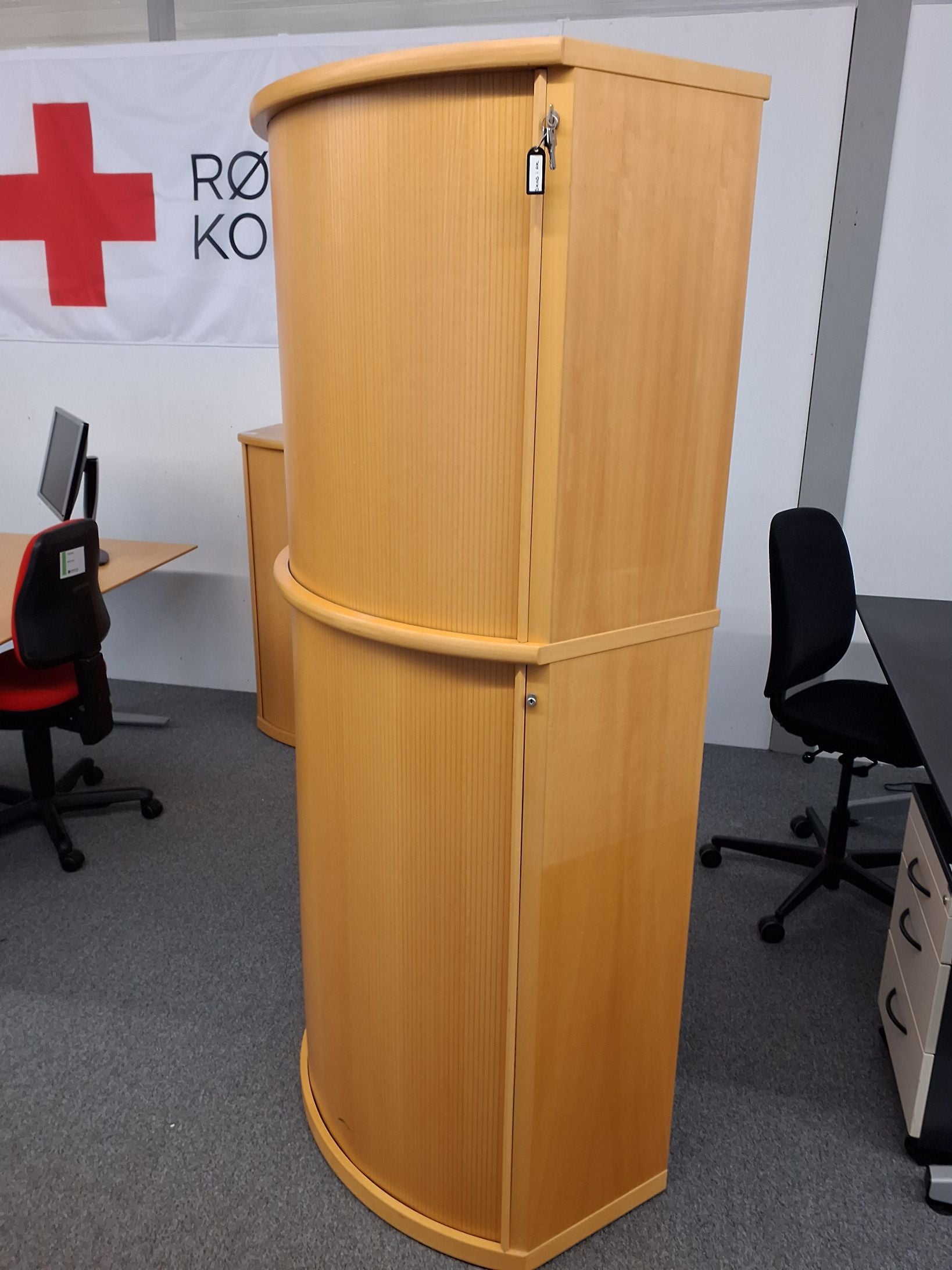 Jalusiskab Duba  - 3046
