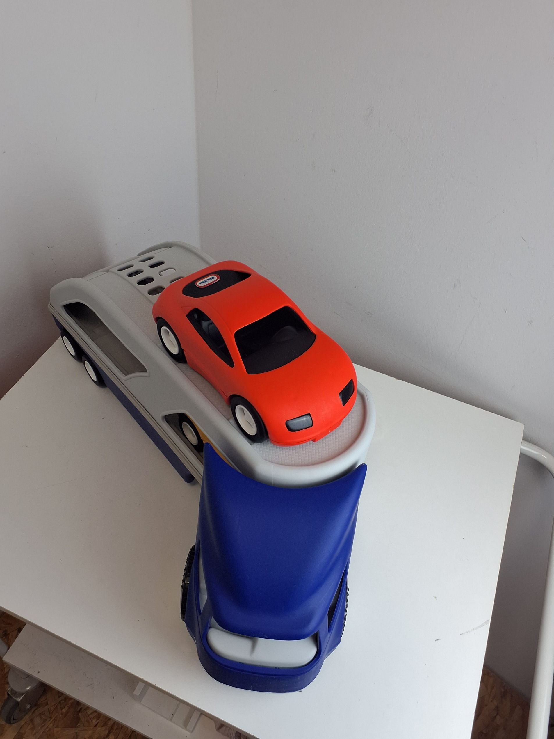 Little Tikes Biltransporter