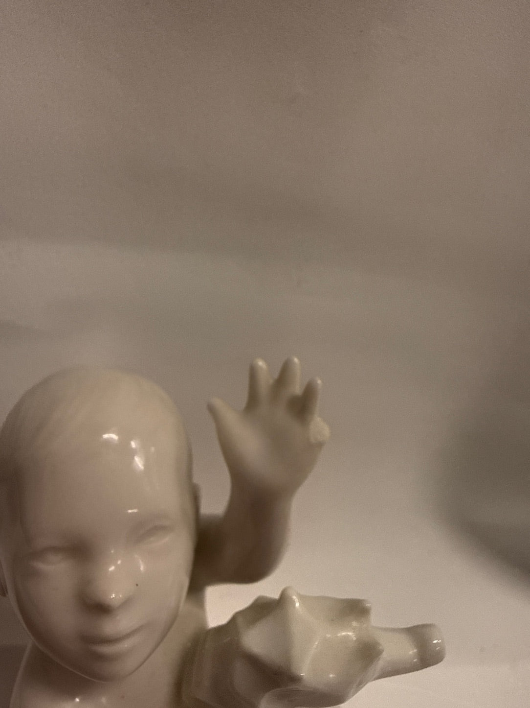Figur barn på søhest