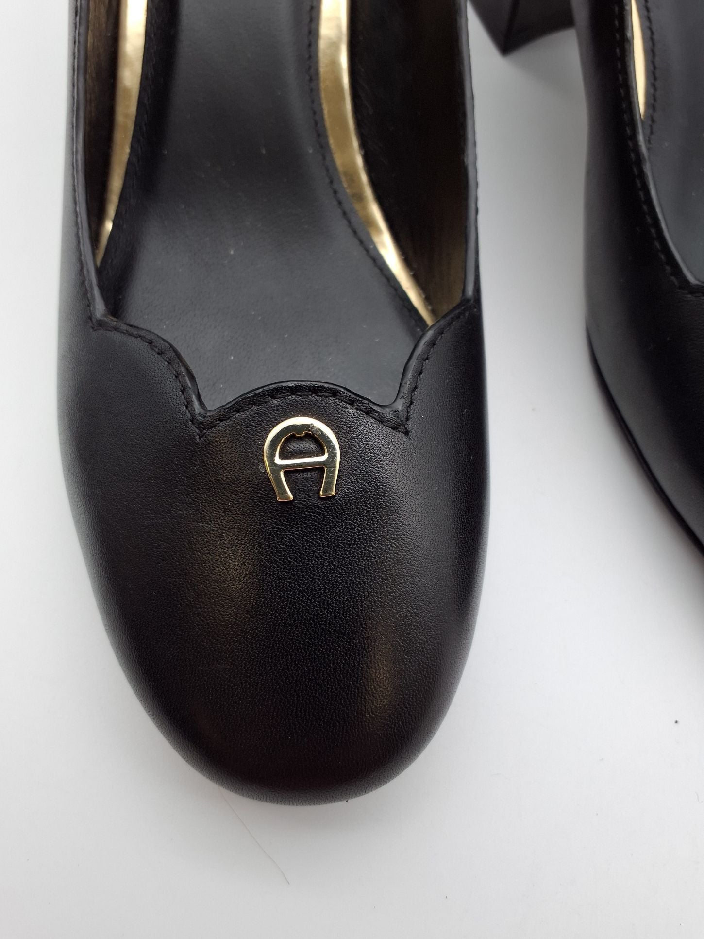Aigner Pumps