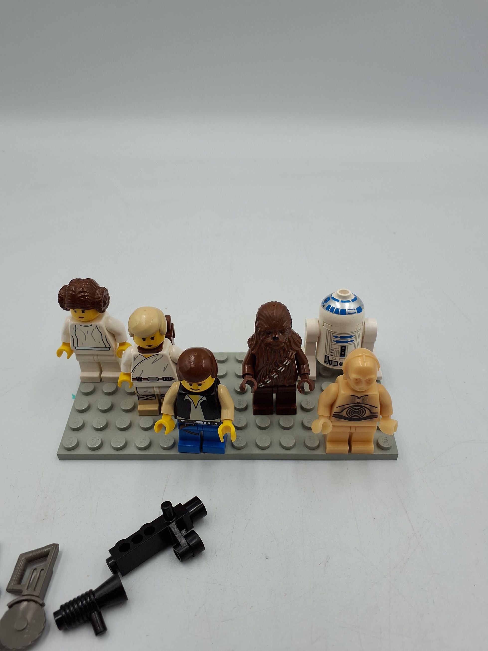Vintage Lego Star Wars Millennium Falcon
