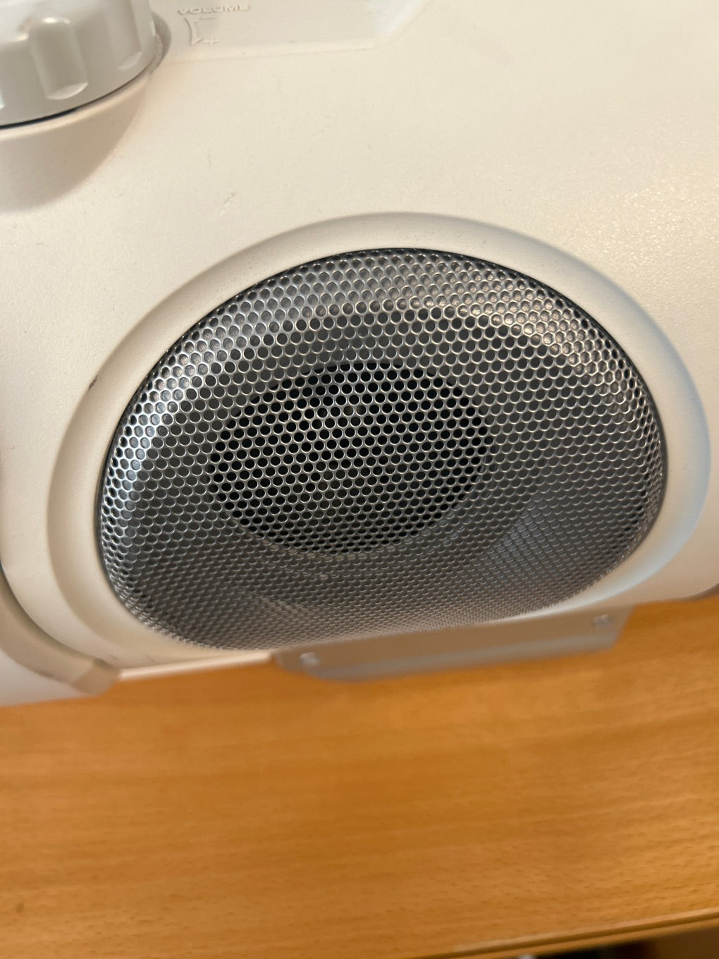 JVC RV-NB10 Boomblaster – CD-afspiller og radio