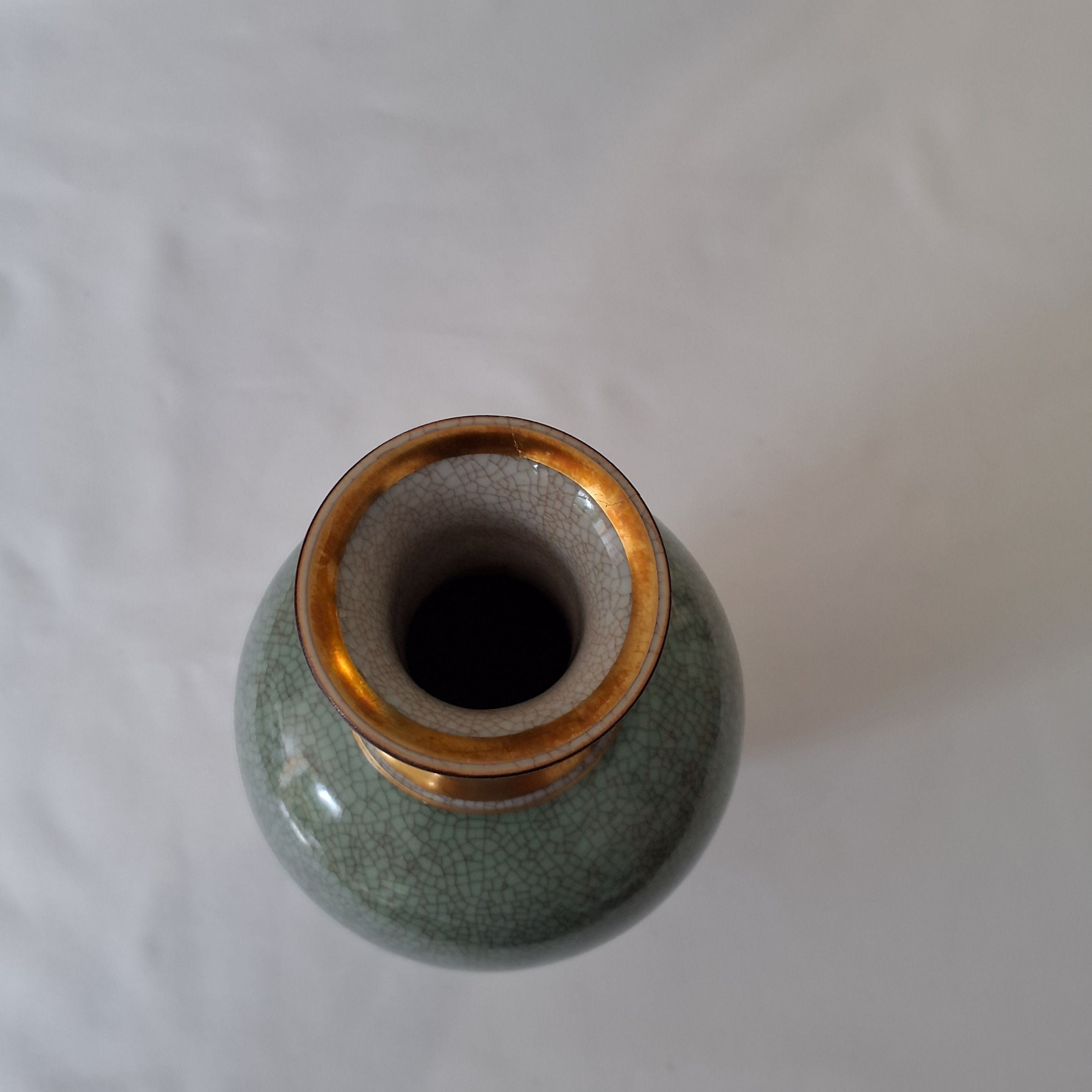 Krakeleret grøn vase ROYAL COPENHAGEN 3032