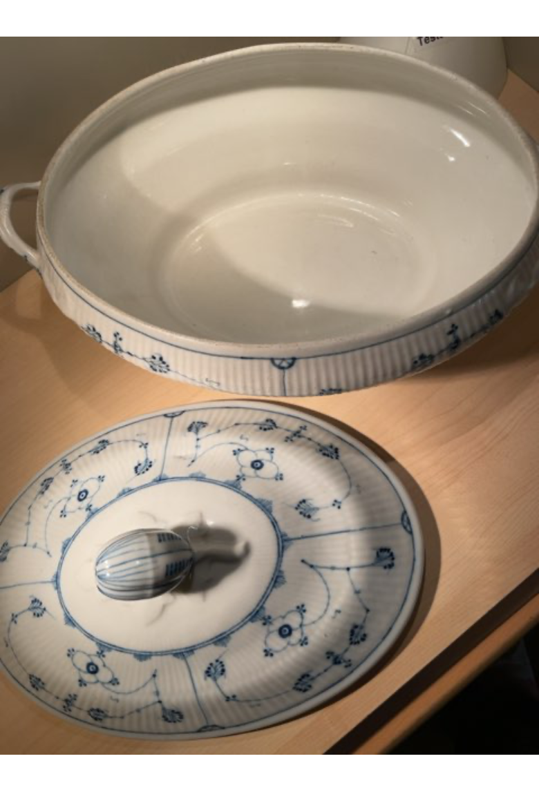 Musselmalet terrin