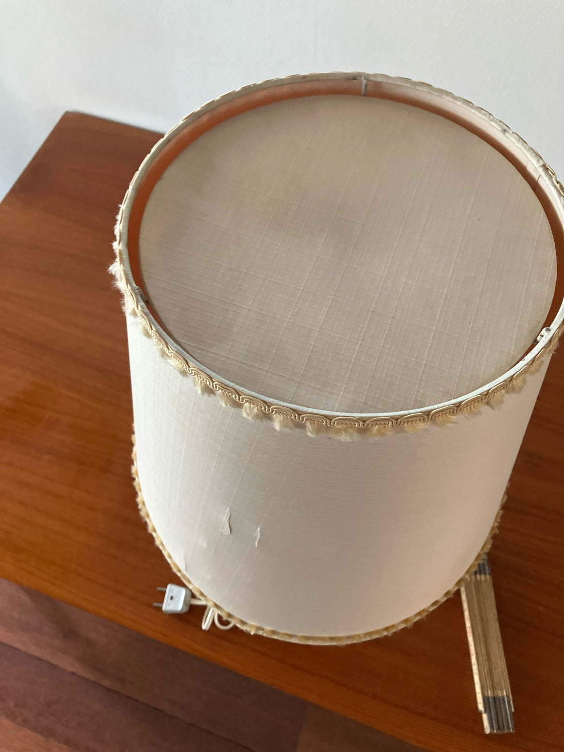 Bordlampe med skærm