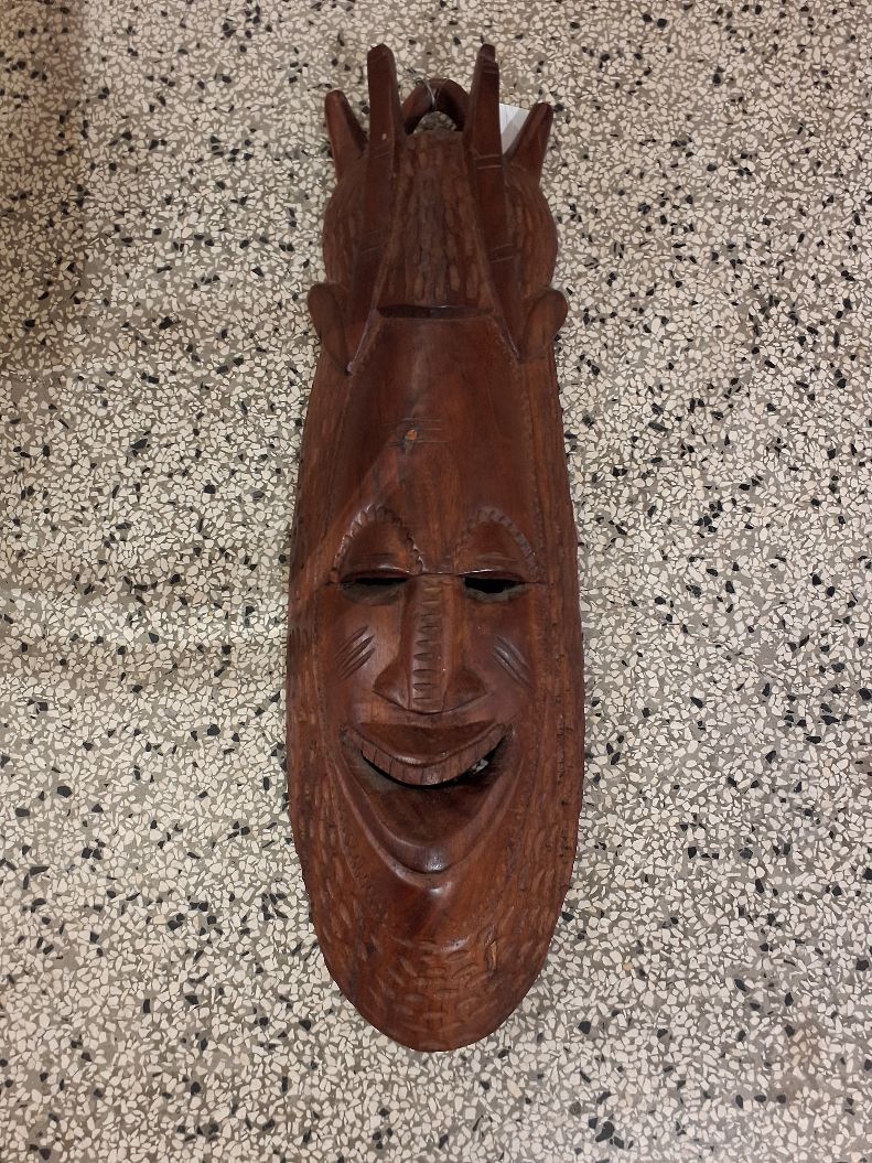 Stor afrikansk maske