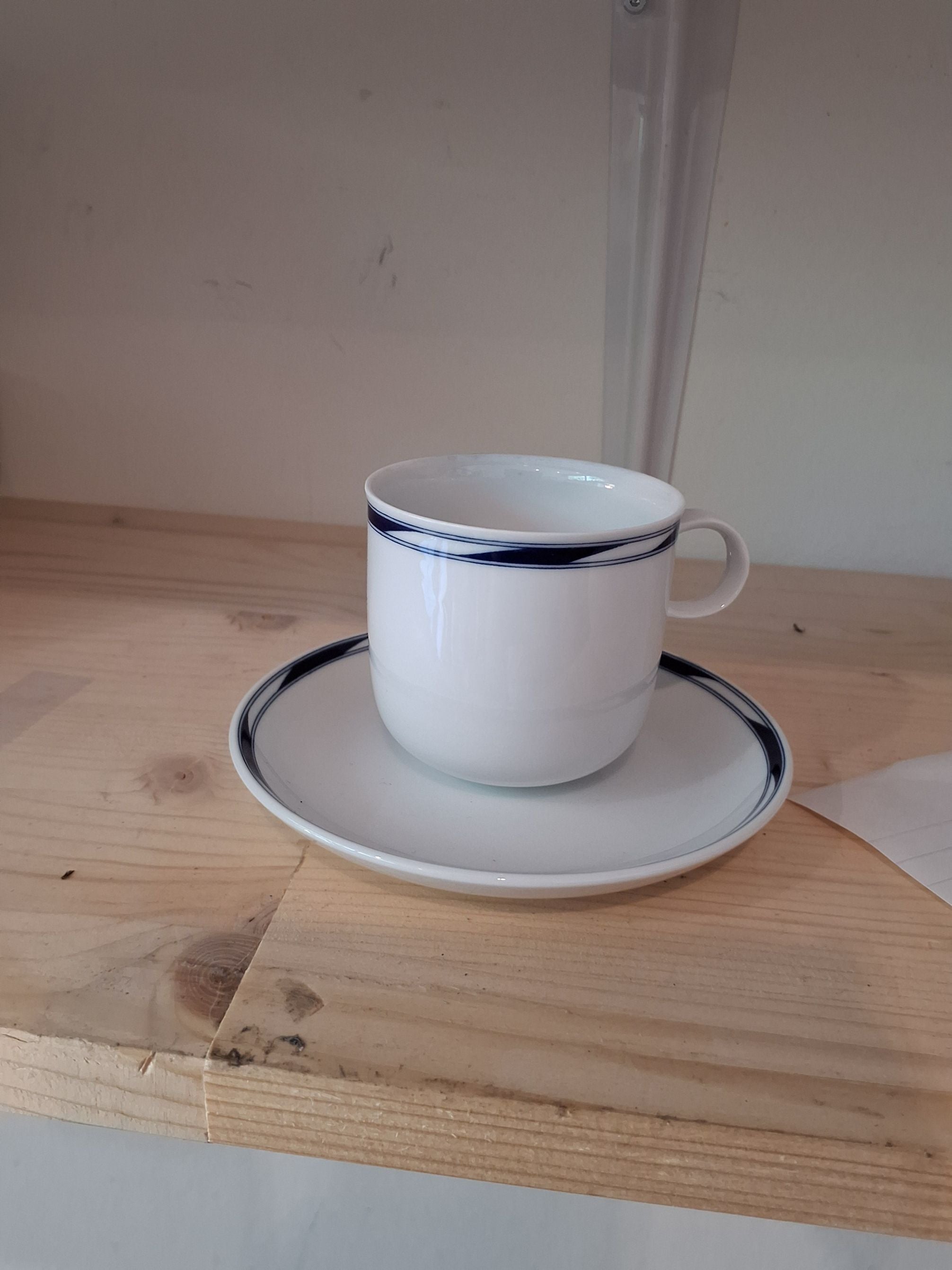 Alev Siesby te- og kaffekopper