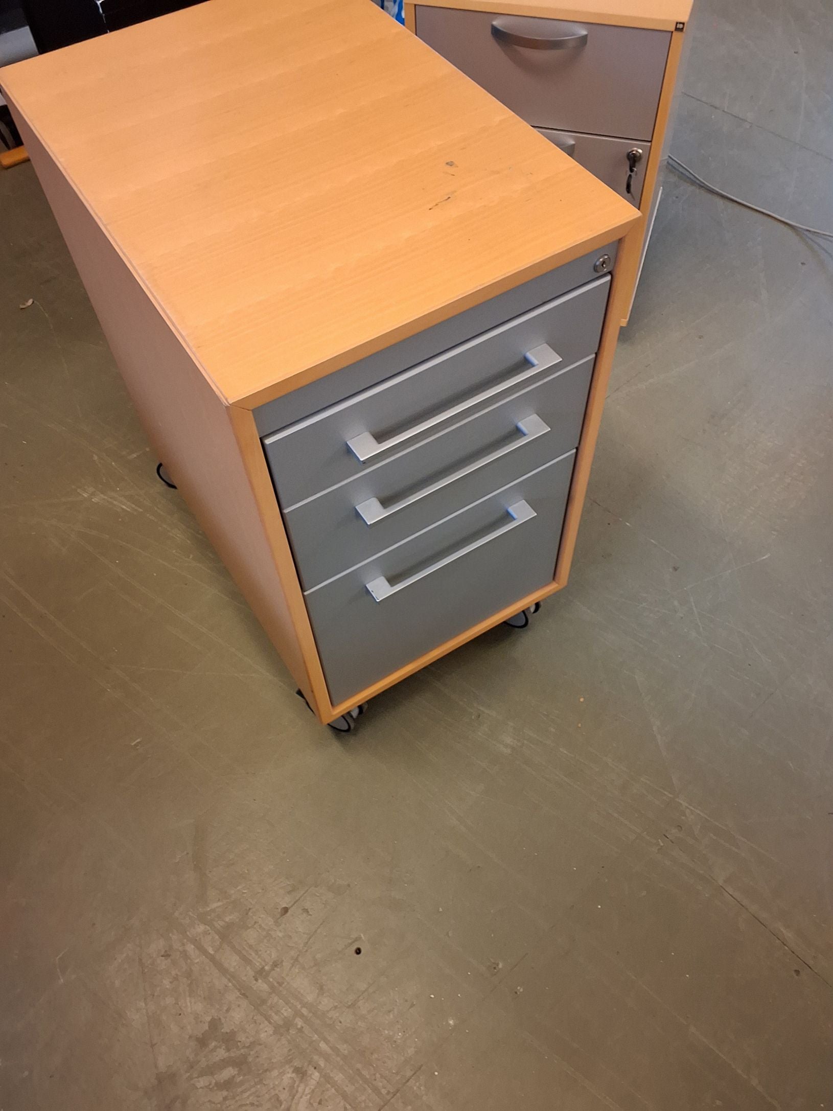 Kontor skuffe U/nøgle