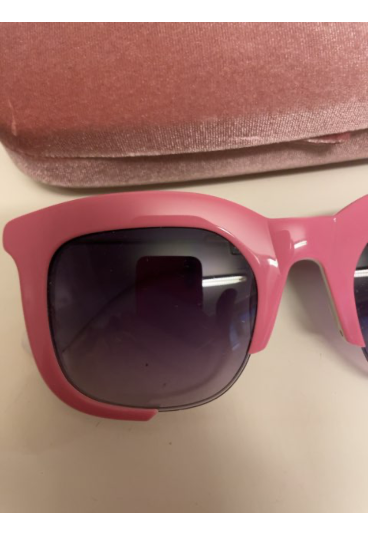 MiuMiu solbriller i pink