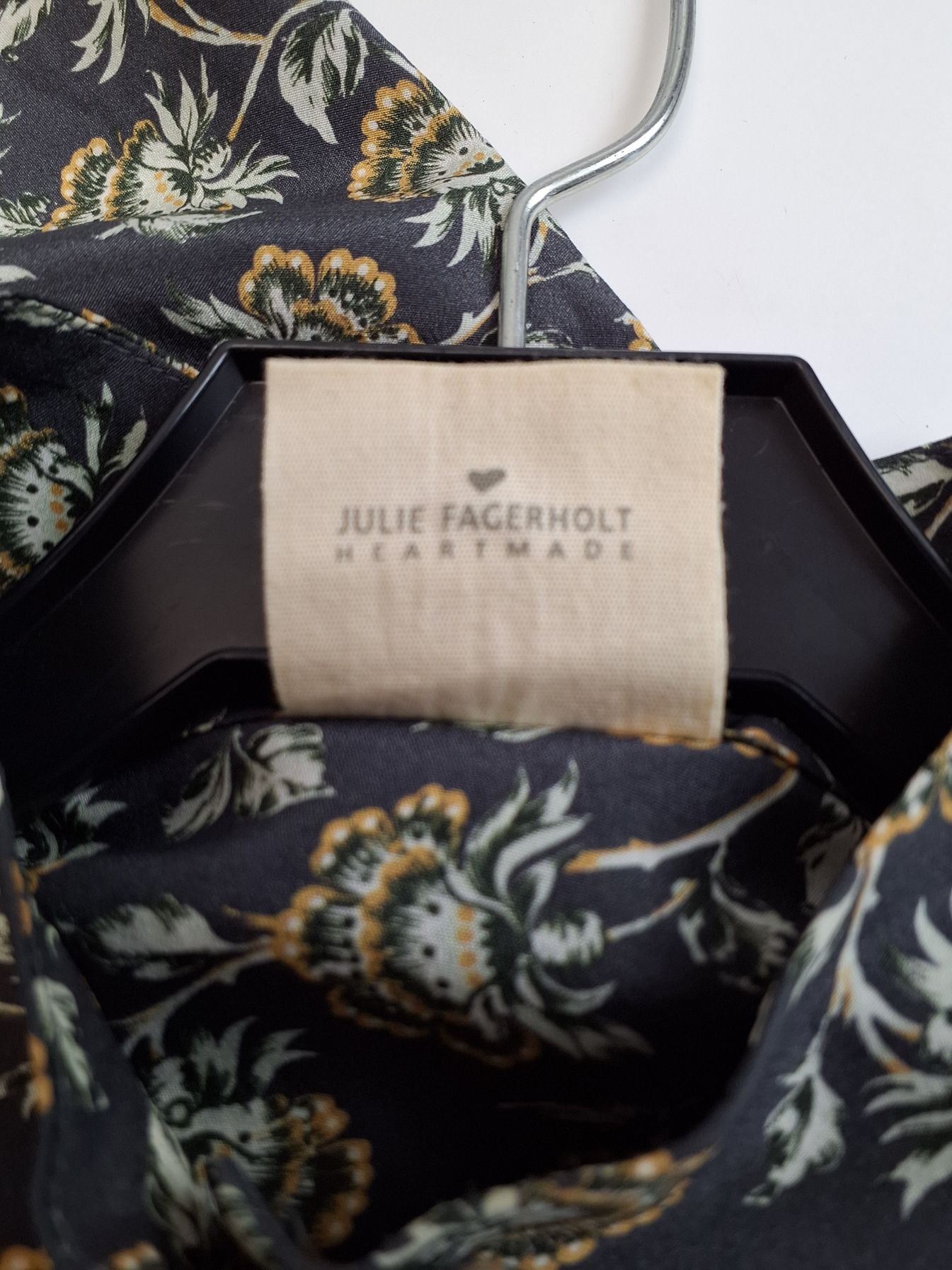 Heartmade Helai/Merial Silke Skjortekjole