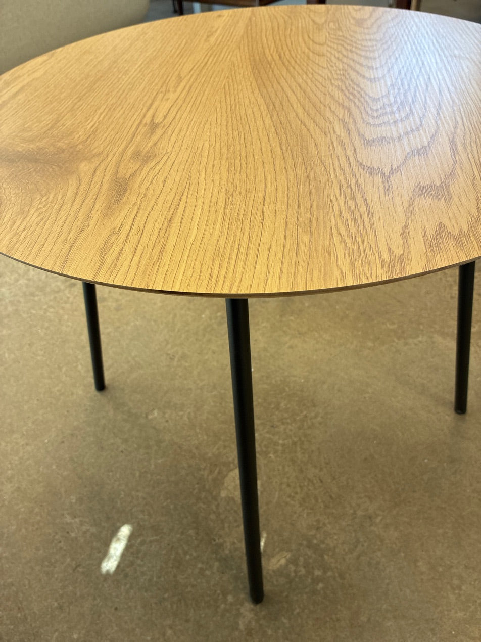 Sidebord rundt