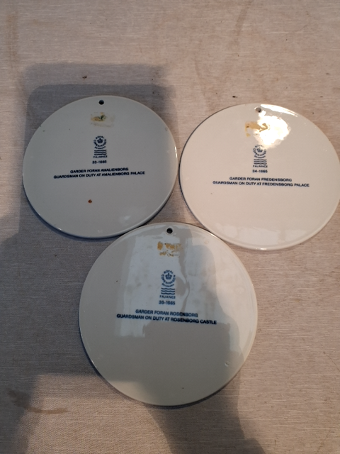 Royal Copenhagen Fajance Platter Livgarden