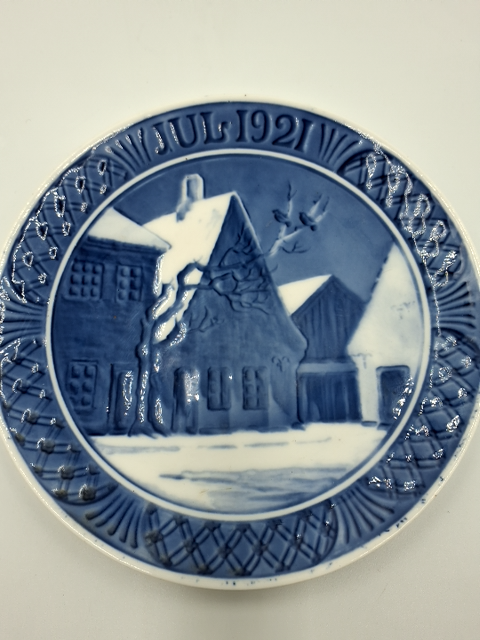 Royal Copenhagen Juleplatte 1921