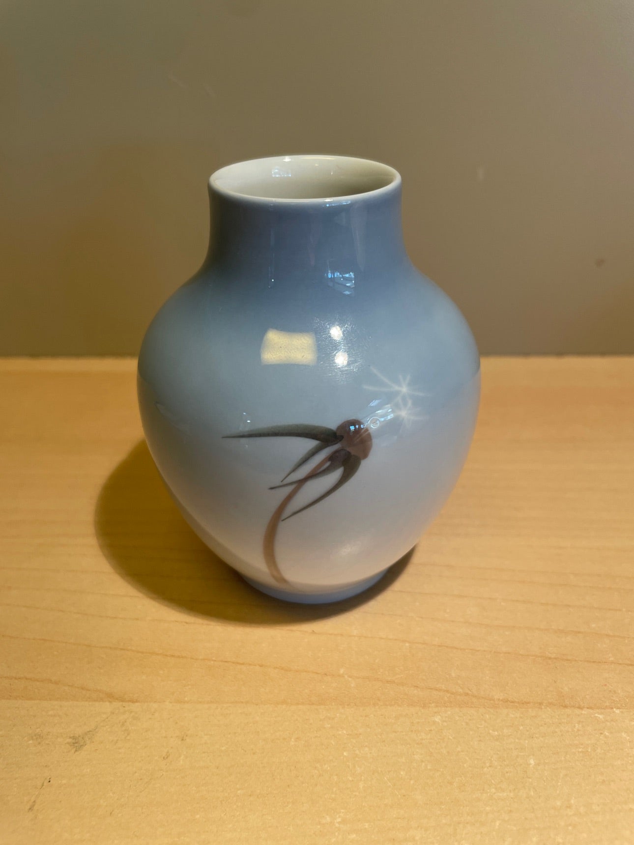 Royal Copenhagen vase 2639/45-5