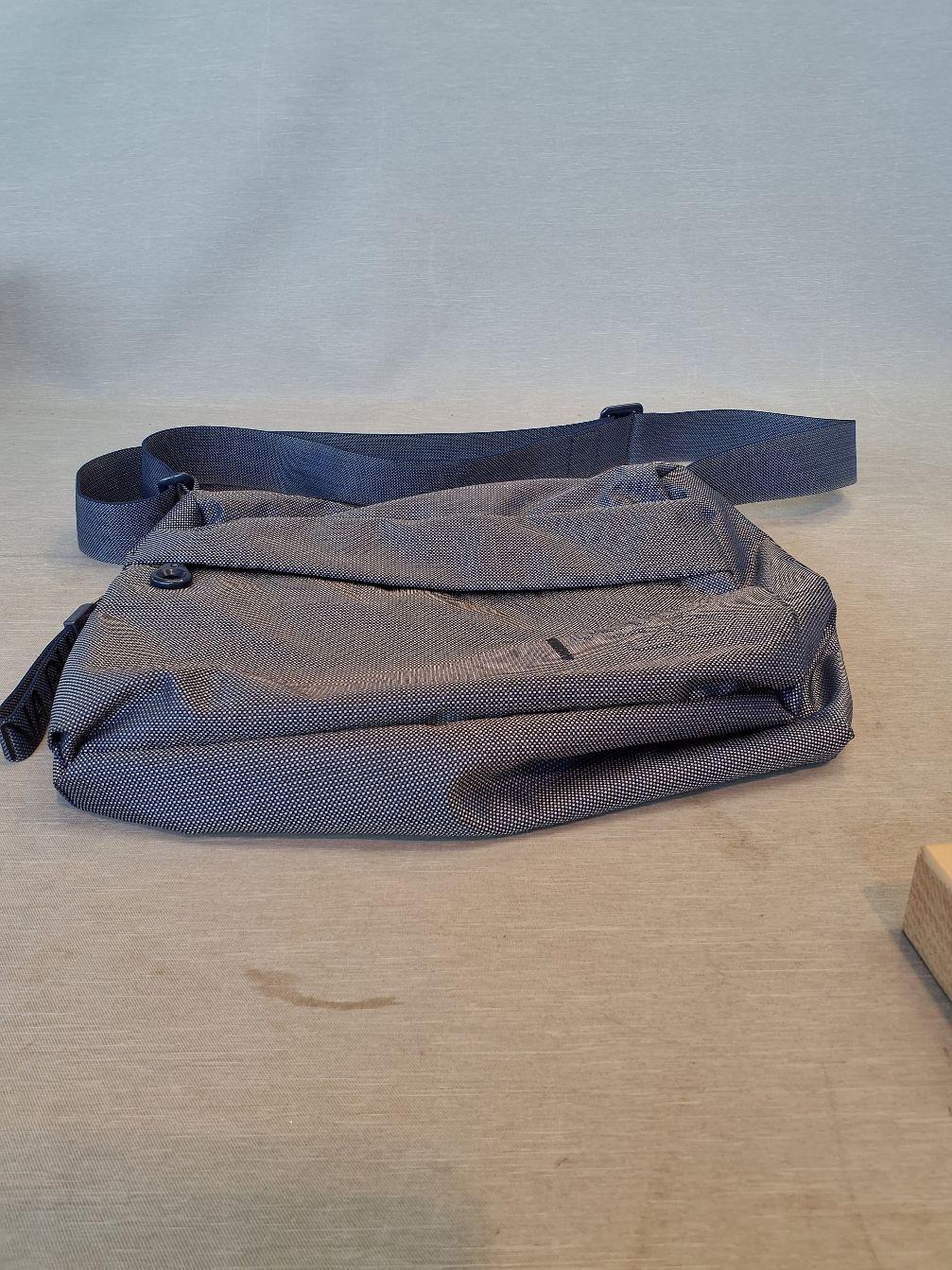 Mandarina Crossbody Taske