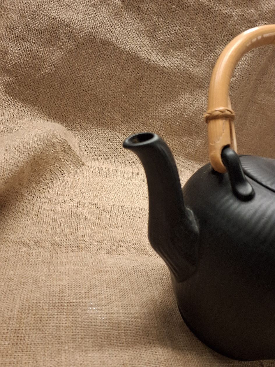 Royal Copenhagen tekande sort