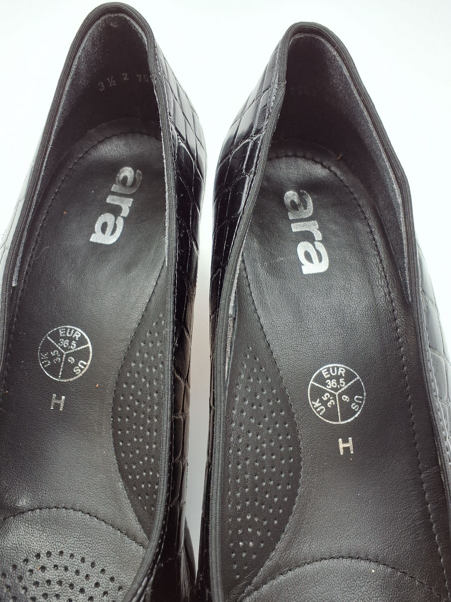 Ara Pumps